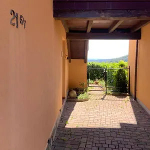 https://castelletti-rossi.emilia-romagnahotels.net